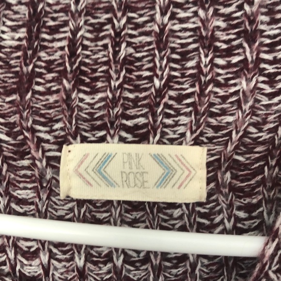 Maroon sweater - Picture 2 of 3